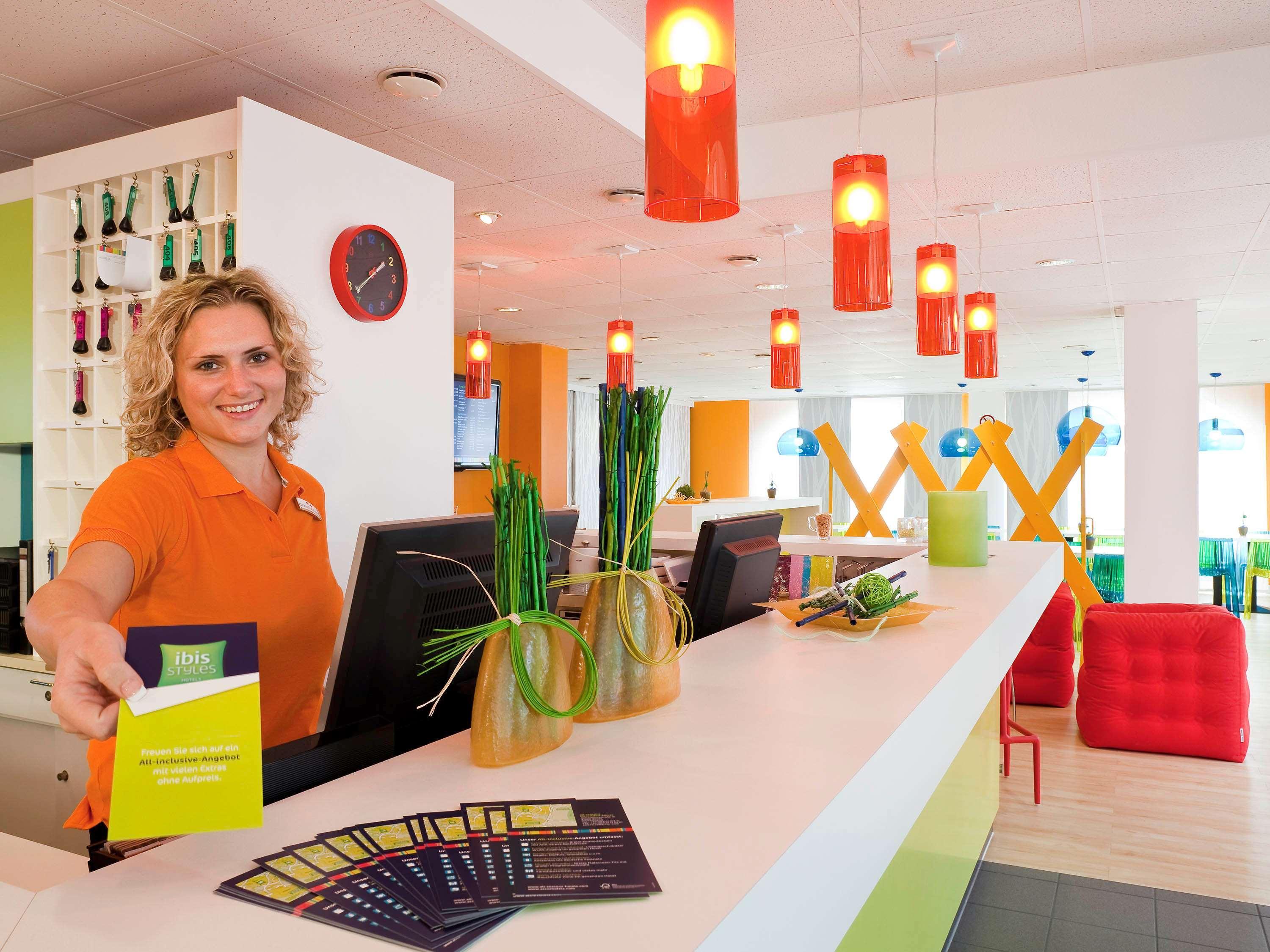 Ibis Styles Duesseldorf-Neuss Hotel Exterior photo